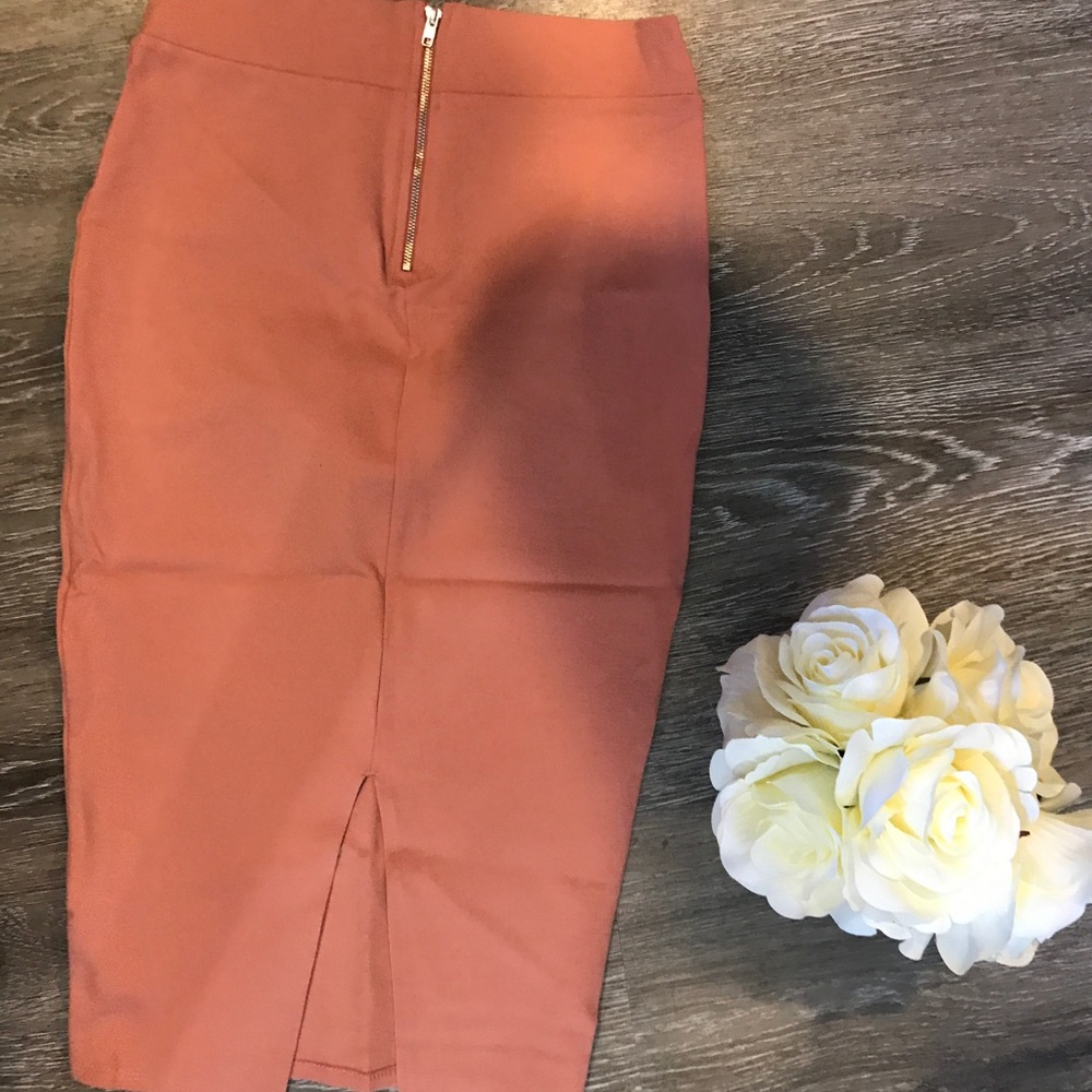 Midi skirt